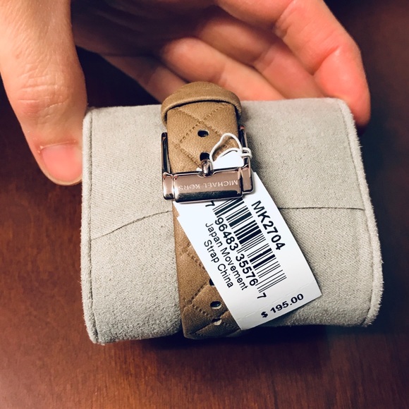 MK ladies watch - Picture 3 of 3